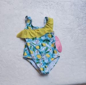 New Sol Swim Girl Swim suit One Piece color Multicolor size 4.